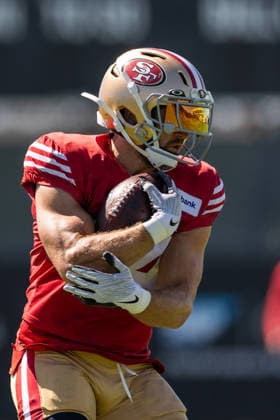 NFL, American Football Herren, USA San Francisco 49ers Training Camp Aug 3, 2026; Santa Clara, California, USA; San Francisco 49ers fullback Kyle Juszczyk (44) catches the ball during Training Camp at the SAP Performance Center next to Levi™s Stadium. Mandatory Credit: Stan Szeto - Image of Santa Clara California USA EDITORIAL USE ONLY Copyright: xStanxSzetox StanxSzetox iosphotos416908