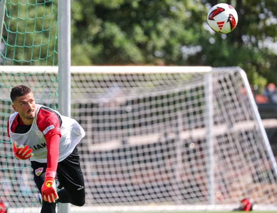 04.08.2026, Deutschland, Grassau, Fußball Bundesliga, Saison 2026 2027, Trainingslager VfB Stuttgart, Fabian Bredlow *** August 4, 2026, Germany, Grassau, Bundesliga, 2026–2027 season, VfB Stuttgart training camp, Fabian Bredlow