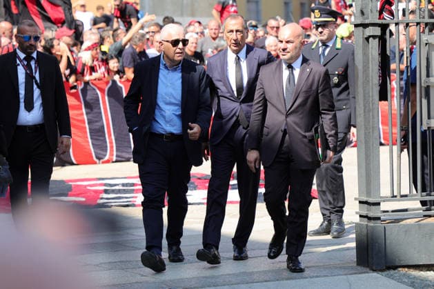 News - Funeral of Franco Baresi The Mayor of Milan Beppe Sala arrives at the funeral of Franco Baresi during Funeral of Franco Baresi, News in Milan, Italy, August 04 2026 Milan Basilica of Sant Ambrogio Italy Copyright: xRobertaxCorradinx xLiveMediax 0863317688st