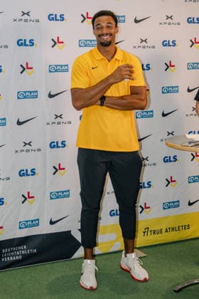 Leo Neugebauer (GER, VfB Stuttgart) stellt sich den Fragen der Reporter. Pressekonferenz DLV Media Days, Mehrkampf, Leichathletik, Saison 2026 2027, 04.08.2026 Pressekonferenz DLV Media Days, Mehrkampf, Saison 2026 2027, 04.08.2026 Leverkusen *** Leo Neugebauer (GER), VfB Stuttgart, answers reporters questions at the DLV Media Days press conference: Combined Events, Track and Field, 2026–2027 Season, August 4, 2026 DLV Media Days press conference, combined events, 2026–2027 season, August 4, 2026, Leverkusen Copyright: xEibner-Pressefoto ThomasxHaeslerx EP_THR