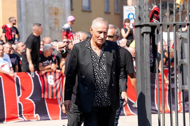 IPA87230424 - Milan: Franco Baresi™s Funeral at the Basilica of Sant™Ambrogio In the photo:  Copyright: xDuilioxPiaggesix xPoolxEnriquezxPiaggesix 0863320337st