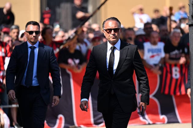 Funeral of former AC Milan footballer Franco Baresi in Milan, Italy MILAN, ITALY - AUGUST 4: Gerry Cardinale (R), Managing partner of RedBird Capital Partners arrives for the funeral of former AC Milan footballer Franco Baresi at the Basilica of Sant Ambrogio ahead of his funeral in Milan, Italy, on August 4, 2026. Baresi, regarded as one of the greatest defenders in football history and an icon of AC Milan, died at the age of 66. Piero Cruciatti Anadolu Milan Italy. Editorial use only. Please get in touch for any other usage.  Copyright: x2026xAnadoluxPieroxCruciattix