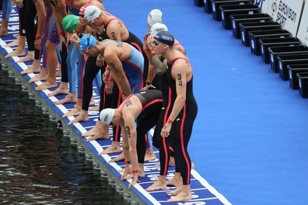 Championnat d Europe de natation PHOTOPQR LE COURRIER PICARD Haslin ; Paris ; 04 08 2026 ; 04 08 26 Championnat d Europe de natation - nage en eau libre 10km hommes - Sacha Velly (au premier plan) Photo Fred Haslin the LEN European Aquatics Championships, in the Seine River in Paris, on August 4, 2026. Paris 75 France  Copyright: xPHOTOPQR LExCOURRIERxPICARD MAXPxHaslinx 20260804LCP7783 20260804LCP7783