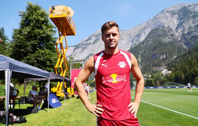 RB Leipzig - AUT Trainingslager Bundesliga Saalfelden, 04.08.2026, Gut Brandlhof, Fussball, Bundesliga, GER , RB Leipzig - Trainingslager in Saalfelden am Steinernen Meer AUT. , Im Bild: Christoph Baumgartner (14, RB Leipzig) im Mediengespräch. , *** RB Leipzig (AUT) Training Camp, Bundesliga, Saalfelden, August 4, 2026, Gut Brandlhof, Soccer, Bundesliga, GER, RB Leipzig Training Camp in Saalfelden am Steinernen Meer (AUT), Pictured: Christoph Baumgartner, 14, RB Leipzig at a press conference, Picture Point