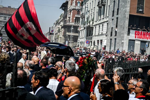 August 4, 2026, Milan, Mi, Italy: Franco Baresi s funeral at the Basilica of Sant Ambrogio, the city gathers to pay its last respects to the historic AC Milan captain. Milan, August 4, 2026 The Last Farewell To Franco Baresi: Hundreds In Santoo¡o Ambrogio For The Funeral  - ZUMAa289 0863326118st Copyright: xNicolaxMarfisix xAgfx
