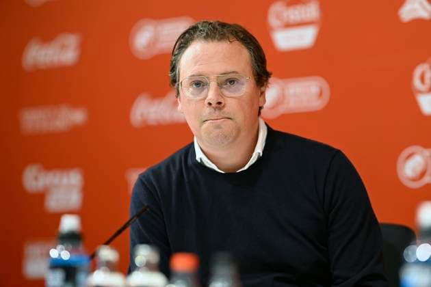 Antwerp FC presents new signing head coach Compper Marvin ANTWERPEN, BELGIUM - AUGUST 04 : New signing head coach of Antwerp FC Compper Marvin talking to the press during his official presentation together with Overmars Marc sports director of Royal Antwerp FC and Jacques Sven general director of Royal Antwerp FC at the Bosuil stadium pressroom on August 04, 2026 in Antwerpen, Belgium, 04 08 2026 Antwerpen Belgium  Copyright: xNicoxVereeckenx