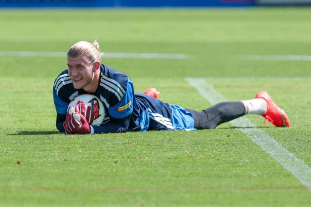 04.08.2026, Fussball, Training des FC Schalke 04. Torwart Loris Karius (FC Schalke 04). Gelsenkirchen Trainingsgelände FC Schalke 04 NRW Deutschland xRHR-FOTO YYx *** August 4, 2026, Soccer, FC Schalke 04 goalkeeper Loris Karius at training, FC Schalke 04 Gelsenkirchen, FC Schalke 04 training facility, North Rhine-Westphalia, Germany, xRHR PHOTO YYx Copyright: RHR-FOTOx RHR-FOTO YY