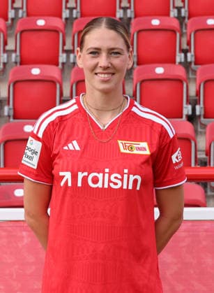 Samantha Steuerwald ; 1.FC Union Berlin FCU Fußball 1.BL Bundesliga Frauen Damen Porträttermin Saison 2026 2027 Headshot, Porträt, Portrait, Vorstellung, Präsentation, Pressetermin, GER 04.08.2026 *** Samantha Steuerwald 1 FC Union Berlin FCU Soccer 1 BL Bundesliga Women s League Portrait Session 2026–2027 Season Headshot, Portrait, Introduction, Presentation, Press Event, GER 04 08 2026
