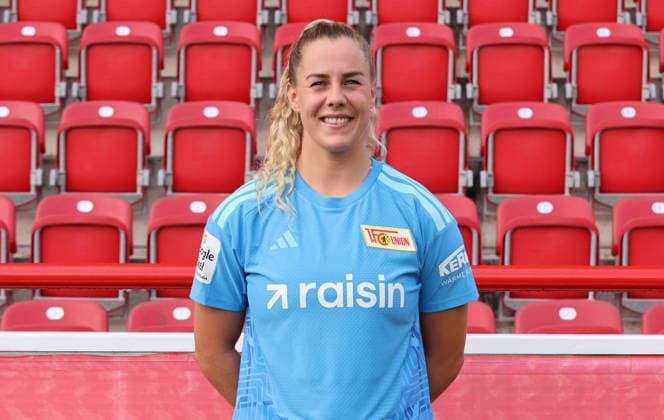 Torwart Cara Bösl ; 1.FC Union Berlin FCU Fußball 1.BL Bundesliga Frauen Damen Porträttermin Saison 2026 2027 Headshot, Porträt, Portrait, Vorstellung, Präsentation, Pressetermin, GER 04.08.2026 *** Goalkeeper Cara Bösl, 1. FC Union Berlin (FCU), Soccer, Women s Bundesliga, Portrait Session, 2026–2027 Season, Headshot, Portrait, Introduction, Presentation, Press Event, GER 04 08 2026