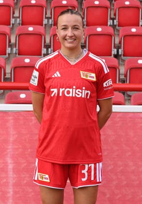 Tanja Pawollek ; 1.FC Union Berlin FCU Fußball 1.BL Bundesliga Frauen Damen Porträttermin Saison 2026 2027 Headshot, Porträt, Portrait, Vorstellung, Präsentation, Pressetermin, GER 04.08.2026 *** Tanja Pawollek 1 FC Union Berlin FCU Soccer 1 BL Women s Bundesliga Women s Team Photo Shoot 2026–2027 Season Headshot, Portrait, Introduction, Presentation, Press Event, GER 04 08 2026