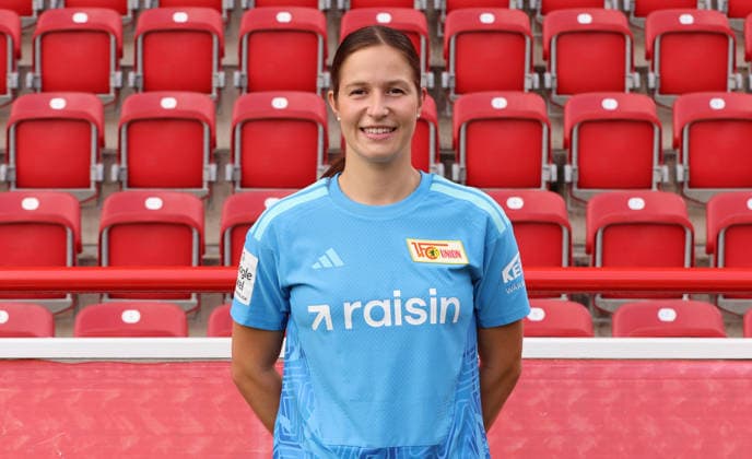 Torwart Sherly Schulz ; 1.FC Union Berlin FCU Fußball 1.BL Bundesliga Frauen Damen Porträttermin Saison 2026 2027 Headshot, Porträt, Portrait, Vorstellung, Präsentation, Pressetermin, GER 04.08.2026 *** Goalkeeper Sherly Schulz 1 FC Union Berlin FCU Soccer 1 BL Women s Bundesliga Women s Team Photo Shoot 2026–2027 Season Headshot, Portrait, Introduction, Presentation, Press Event, GER 04 08 2026