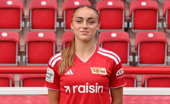 Lia Kamber ; 1.FC Union Berlin FCU Fußball 1.BL Bundesliga Frauen Damen Porträttermin Saison 2026 2027 Headshot, Porträt, Portrait, Vorstellung, Präsentation, Pressetermin, GER 04.08.2026 *** Lia Kamber 1 FC Union Berlin FCU Soccer 1 BL Women s Bundesliga Women s Team Photo Shoot 2026–2027 Season Headshot, Portrait, Introduction, Presentation, Press Event, GER 04 08 2026