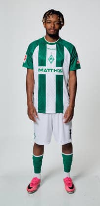 1.BL, Porträttermin 2026 2027 Samuel Mbangula; SV Werder Bremen; Bremen Bremen Deutschland *** 1 BL, Photo Shoot 2026 2027 Samuel Mbangula SV Werder Bremen Bremen Bremen Germany Copyright: xWerderxBremenxviaxNordphotox