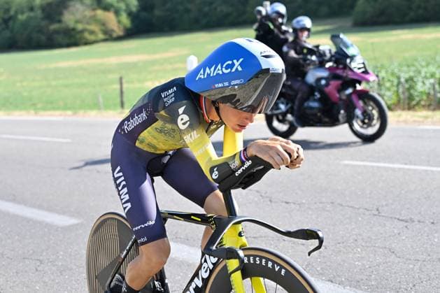 04.08.2026 --- Lacets de Marsannay, Frankreich --- Radsport --- Tour De France Femmes --- 4. Etappe Einzelzeitfahren von Gevrey-Chambertin nach Dijon --- --- Pauline Ferrand-Prevot (Team Visma Lease a Bike) Tour De France Femmes stage 4 *** August 4, 2026, Lacets de Marsannay, France, Cycling, Tour de France Femmes, Stage 4, Individual Time Trial from Gevrey-Chambertin to Dijon, Pauline Ferrand-Prévot, Team Visma Lease a Bike, Tour de France Femmes, Stage 4