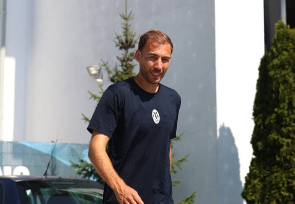 Fussball, Herren, Regionalliga Bayern, Saison 2026 2027, TSV 1860 München, Training Michael Eberwein (TSV 1860 München) auf dem Weg zum Trainingsplatz, Kopf, Oberkörper *** Soccer, Men s, Bavarian Regional League, 2026–2027 Season, TSV 1860 Munich, Training: Michael Eberwein of TSV 1860 Munich on his way to the practice field, head, upper body