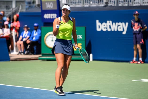 August 4, 2026, Toronto, Ontario, Canada: JESSICA BOUZAS MANEIRO of Spain celebrates winning a point during her second-round match against Elina Svitolina of Ukraine at the National Bank Open, part of the Hologic WTA, Tennis Damen Tour at Sobeys Stadium. Toronto Canada - ZUMAr228 20260804_znp_r228_009 Copyright: xVasiliyxRyabykhx