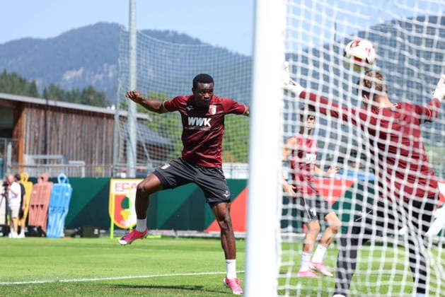 04.08.2026, GER, Fussball, Herren, FC Augsburg, Trainingslager, Achensee, FCA, Uchenna Ogundu, Trainingseinheit am Dienstag Achenkirch *** August 4, 2026, GER, Soccer, Men s, FC Augsburg, Training Camp, Achensee, FCA, Uchenna Ogundu, Training Session on Tuesday in Achenkirch