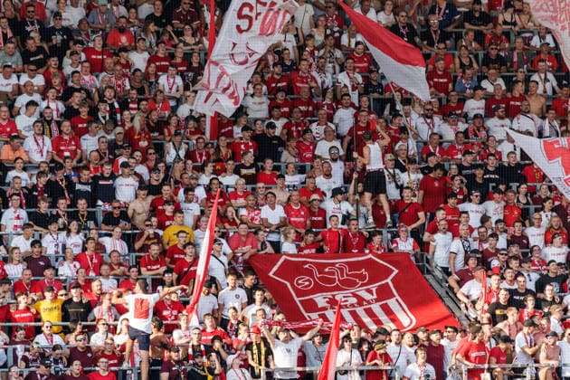 04.08.2026, GER, Regionalliga Nord-Ost, 3. Spieltag, Saison 2026 2027), Chemnitz, Chemnitzer FC - FSV Zwickau X Chemnitz eins-Stadion - An der Gellertstr Sachsen Deutschland *** August 4, 2026, GER, Regionalliga Nord Ost, Matchday 3, 2026–2027 Season, Chemnitz, Chemnitzer FC vs. FSV Zwickau, Chemnitz Eins Stadium, An der Gellertstr., Saxony, Germany Copyright: xnordphotoxGmbHx xTrienitzx