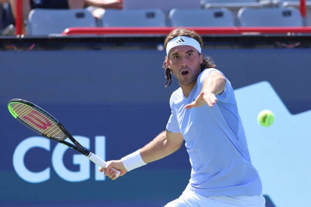 ATP, Tennis Herren Masters 1000 National Bank Open Montreal 2026 - Round of 64 - Day 4 Stefanos Tsitsipas of Greece plays a forehand during the Men™s Singles round of 64 match against Martin Damm of United States on day 4 of the ATP Masters1000 National Bank Open at IGA Stadium. on August 4, 2026, in Montreal, Canada. (Photo by Horacio Zamora Eyepix Group) Copyright: xHoracioxZamorax xEyepixxGroupx HZ_04082026_193770