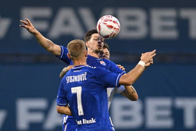 Croatia, Zagreb, 040826. Maksimir Stadium. Football match of the third round of UEFA Champions League qualification, GNK Dinamo - FK Kauno Zalgiris. In the photo: Miha Zajc, Luka Stojkovic. Photo: Damir Krajac CROPIX Copyright: xxDamirxKrajacx dk_dinamo_kauno40-040826