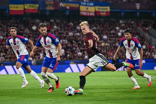Jonatan Braut Brunes of Sparta, 2nd right, in action during the 1st leg, 3rd qualifying round match of the Football Champions League between Sparta Praha and Olympique Lyon, on August 4, 2026, in Prague, Czech Republic. (CTKxPhoto OndrejxDeml) CTKPhotoP2026080406817  CTKPhotoP2026080406817