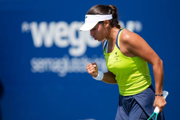 WTA, Tennis Damen Masters 1000 National Bank Open Toronto 2026 - Round of 64 - Day 4 JÃ ssica Bouzas Maneiro of Spain celebrates after a point during the Women™s Singles round of 64 match against Elina Svitolina of Ukraine on day 4 of the WTA Masters 1000 National Bank Open at Sobeys Stadium on August 4, 2026, in Toronto, Canada. (Photo by Leonardo Ramirez Eyepix Group) Copyright: xLeonardoxRamirezx xEyepixxGroupx LR_04082026_07956