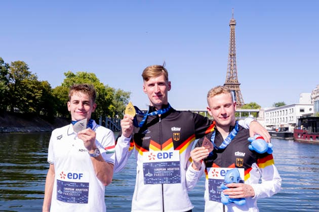 France, Paris, Centre Aquatique Olympique Metropole du Grand Paris, 04.08.2026, European Aquatics Championships Artistic Swimming, Day 5, 10km Race Medal Ceremony, David Bethlem of Hungary, Florian Wellbrock and Oliver Klemet of Germany, Photo by Eibner Pressefoto Tino Henschel European Aquatics Championships Artistic Swimming, Day 5, 10km Race Medal Ceremony Paris *** France, Paris, Centre Aquatique Olympique Metropole du Grand Paris, August 4, 2026, European Aquatics Championships – Artistic Swimming, Day 5, 10km Race Medal Ceremony, David Bethlem of Hungary, Florian Wellbrock and Oliver Klemet of Germany, Photo by Eibner Pressefoto Tino Henschel European Aquatics Championships Artistic Swimming, Day 5, 10km Race Medal Ceremony Paris Copyright: xEibnerxPressefotox