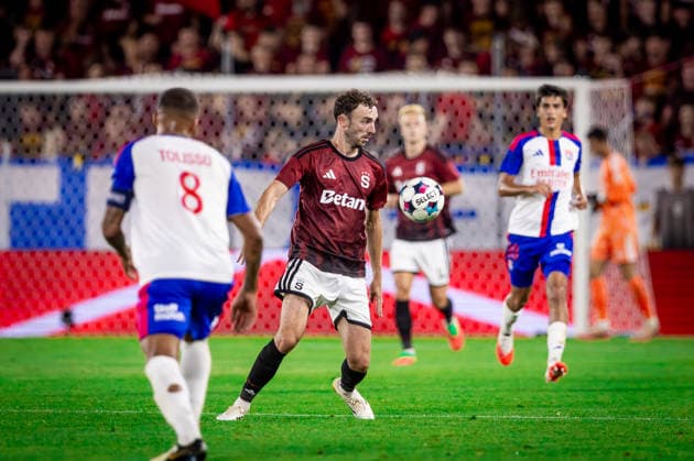 SPARTA PRAGUE - OLYMPIQUE LYONNAIS Andrew Irving of Sparta during the first leg of third qualifying round of UEFA Champions league football match between AC Sparta Praha and Olympique Lyonnais at the Epet arena Stadium Letna. Prague, Czechia, August 04, 2026. Photo by Branislav Racko Copyright: xx 080A5668