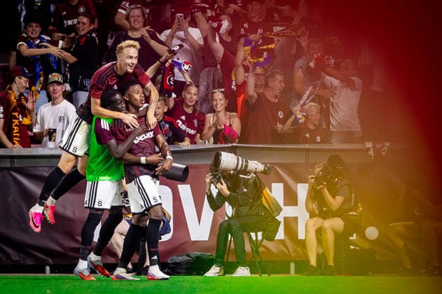 SPARTA PRAGUE - OLYMPIQUE LYONNAIS John Mercado of Sparta celebrates a goal with his teammates during the first leg of third qualifying round of UEFA Champions league football match between AC Sparta Praha and Olympique Lyonnais at the Epet arena Stadium Letna. Prague, Czechia, August 04, 2026. Photo by Branislav Racko Copyright: xx 080A6171