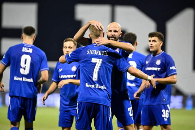 Croatia, Zagreb, 040826. Maksimir Stadium. Football match of the third round of UEFA Champions League qualification, GNK Dinamo - FK Kauno Zalgiris. In the photo: Dinamo players celebrating. Photo: Goran Mehkek CROPIX Zagreb Croatia Copyright: xxGoranxMehkekx gm_dinamo_kauno55-040826