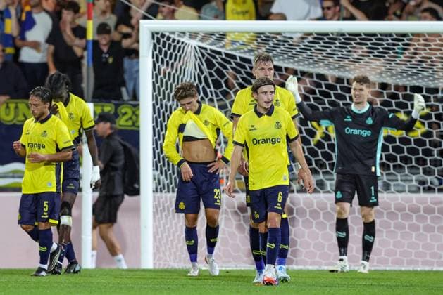 Union s players look dejected during a soccer game between Belgian Royale Union Saint-Gilloise and Norwegian Bodo Glimt, Tuesday 04 August 2026 in Oostende, in the first leg of the third qualifying round for the UEFA Champions League. BRUNOxFAHY  x182756675x