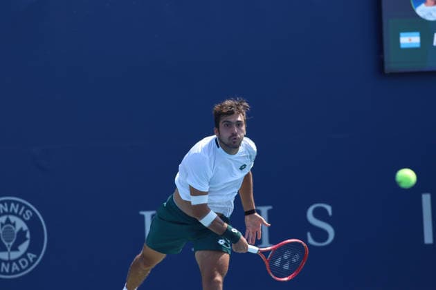 ATP, Tennis Herren Masters 1000 National Bank Open Montreal 2026 - Round of 64 - Day 4 Roman Andres Burruchaga of Argentina serves during the Men™s Singles round of 64 match against Alexei Popyrin of Australia on day 4 of the ATP Masters1000 National Bank Open at IGA Stadium. on August 4, 2026, in Montreal, Canada. (Photo by Horacio Zamora Eyepix Group) Copyright: xHoracioxZamorax xEyepixxGroupx HZ_04082026_193793