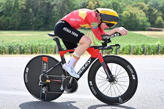 04.08.2026 --- Lacets de Marsannay, Frankreich --- Radsport --- Tour De France Femmes --- 4. Etappe Einzelzeitfahren von Gevrey-Chambertin nach Dijon --- --- Teuntje Beekhuis (Uno-X Mobility) Tour De France Femmes stage 4 *** August 4, 2026, Lacets de Marsannay, France, Cycling, Tour de France Femmes, Stage 4, Individual Time Trial from Gevrey-Chambertin to Dijon, Teuntje Beekhuis, Uno X Mobility, Tour de France Femmes, Stage 4