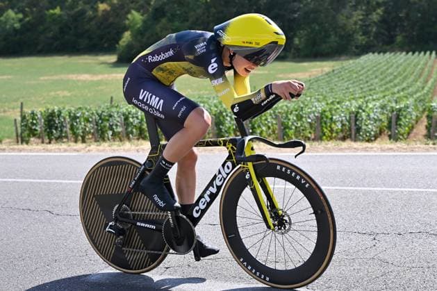 04.08.2026 --- Lacets de Marsannay, Frankreich --- Radsport --- Tour De France Femmes --- 4. Etappe Einzelzeitfahren von Gevrey-Chambertin nach Dijon --- --- Lieke Nooijen (Team Visma Lease a Bike) Tour De France Femmes stage 4 *** August 4, 2026, Lacets de Marsannay, France, Cycling, Tour de France Femmes, Stage 4, Individual Time Trial from Gevrey-Chambertin to Dijon, Lieke Nooijen, Team Visma Lease a Bike, Tour de France Femmes, Stage 4