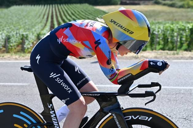 04.08.2026 --- Lacets de Marsannay, Frankreich --- Radsport --- Tour De France Femmes --- 4. Etappe Einzelzeitfahren von Gevrey-Chambertin nach Dijon --- --- Anna van der Breggen (SD Worx) Tour De France Femmes stage 4 *** August 4, 2026, Lacets de Marsannay, France, Cycling, Tour de France Femmes, Stage 4: Individual Time Trial from Gevrey-Chambertin to Dijon, Anna van der Breggen, SD Worx, Tour de France Femmes, Stage 4