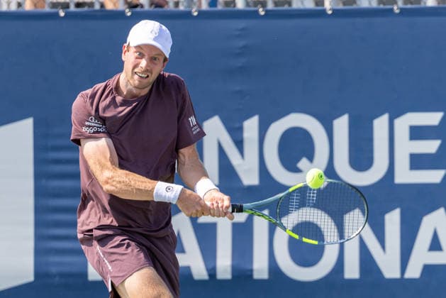 August 4, 2026, Montreal, Quebec, Canada: BOTIC VAN DE ZANDSCHULP from Nederlands backhand in match against Giovanni Mpetshi Perrigard from France in first round at Canadian Open at IGA stadium in Montreal, Quebec, Canada on 2026-08-04 Montreal Canada - ZUMAl189 20260804_zsp_l189_078 Copyright: xYannickxLegarex