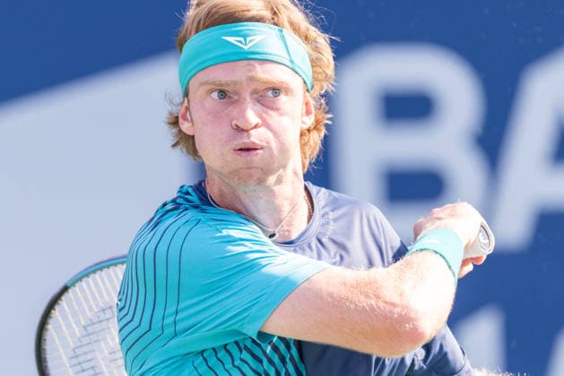August 4, 2026, Montreal, Quebec, Canada: ANDREY RUBLEV (10) forehandin match against JUNCHENG SHANG from China in second round at Canadian Open at IGA stadium in Montreal, Quebec, Canada on 2026-08-04 Montreal Canada - ZUMAl189 20260804_zsp_l189_083 Copyright: xYannickxLegarex