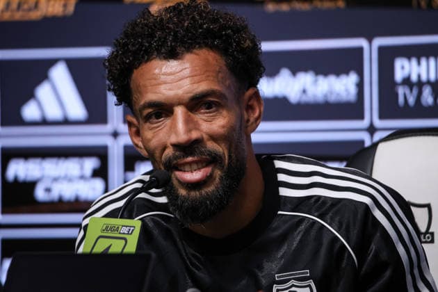 August 4, 2026, Santiago, Chile: Cape Verdean goalkeeper VOZINHA is unveiled as a new signing for the Chilean club Colo-Colo. Vozinha Presentation Colo-Colo  - ZUMAu105 20260804_zip_u105_022 Copyright: xManuelxUrzuax