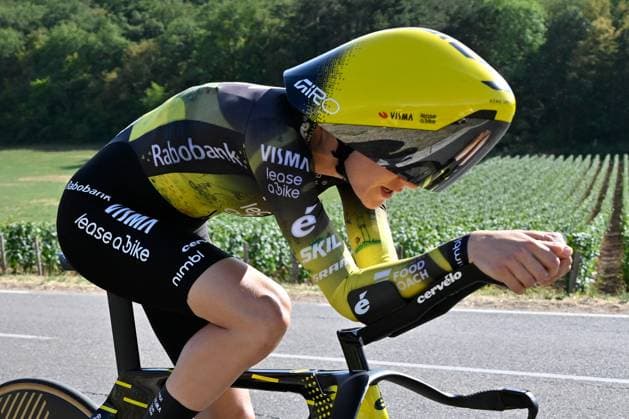 04.08.2026 --- Lacets de Marsannay, Frankreich --- Radsport --- Tour De France Femmes --- 4. Etappe Einzelzeitfahren von Gevrey-Chambertin nach Dijon --- --- Femke de Vries (Team Visma Lease a Bike) Tour De France Femmes stage 4 *** August 4, 2026, Lacets de Marsannay, France, Cycling, Tour de France Femmes, Stage 4, Individual Time Trial from Gevrey-Chambertin to Dijon, Femke de Vries, Team Visma Lease a Bike, Tour de France Femmes, Stage 4