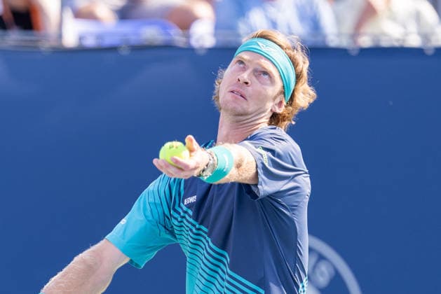 August 4, 2026, Montreal, Quebec, Canada: ANDREY RUBLEV (10) serving in match against JUNCHENG SHANG from China in second round at Canadian Open at IGA stadium in Montreal, Quebec, Canada on 2026-08-04 Montreal Canada - ZUMAl189 20260804_zsp_l189_099 Copyright: xYannickxLegarex