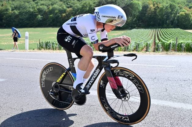 04.08.2026 --- Lacets de Marsannay, Frankreich --- Radsport --- Tour De France Femmes --- 4. Etappe Einzelzeitfahren von Gevrey-Chambertin nach Dijon --- --- Kristen Faulkner (EF Education Oatly) Tour De France Femmes stage 4 *** August 4, 2026, Lacets de Marsannay, France, Cycling, Tour de France Femmes, Stage 4, Individual Time Trial from Gevrey-Chambertin to Dijon, Kristen Faulkner, EF Education Oatly, Tour de France Femmes, Stage 4