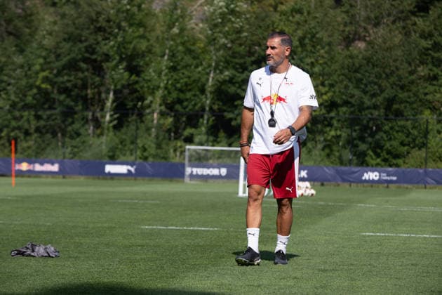 Cristian Fiel (RB Leipzig, Co Trainer), RB Leipzig, Fussball, Trainingslager Austria, Saison Vorbereitung, Saison 2026 2027, GER, 04.08.2026, Eibner-Pressefoto Andreas Ulmer RB Leipzig, Fussball, Trainingslager Austria, Saison Vorbereitung, Saison 2026 2027, GER, 04.08.2026, *** Cristian Fiel, RB Leipzig, Assistant Coach, RB Leipzig, Soccer, Training Camp in Austria, Preseason, 2026–2027 Season, GER, August 4, 2026, Eibner Press Photo: Andreas Ulmer, RB Leipzig, soccer, training camp in Austria, preseason, 2026–2027 season, GER, August 4, 2026, Copyright: xEibner-Pressefoto AndreasxUlmerx EP_AUR