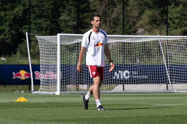 Stefan Buck (RB Leipzig, Co Trainer), RB Leipzig, Fussball, Trainingslager Austria, Saison Vorbereitung, Saison 2026 2027, GER, 04.08.2026, Eibner-Pressefoto Andreas Ulmer RB Leipzig, Fussball, Trainingslager Austria, Saison Vorbereitung, Saison 2026 2027, GER, 04.08.2026, *** Stefan Buck, RB Leipzig, Assistant Coach, RB Leipzig, Soccer, Training Camp in Austria, Preseason, 2026–2027 Season, GER, August 4, 2026, Eibner Press Photo: Andreas Ulmer, RB Leipzig, soccer, training camp in Austria, preseason, 2026–2027 season, GER, August 4, 2026, Copyright: xEibner-Pressefoto AndreasxUlmerx EP_AUR