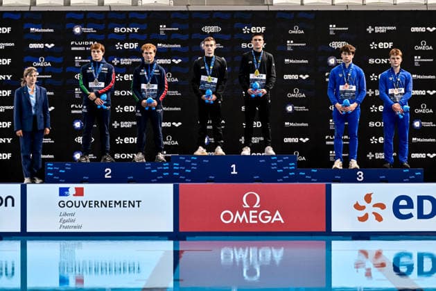 Simone Conte, Raffaele Pelligra of Italy, silver, Nikita Shleikher, Ruslan Ternovoi Neutral Athletes B, gold, Mark Hrytsenko, Oleksii Sereda of Ukraine, bronze attend the medal ceremony of the diving 10m Platform Synchro Men Final during the European Aquatics Championships at the Olympic Aquatic Center in Paris (France), August 4, 2026. Andrea Masini Deepbluemedia Insidefoto