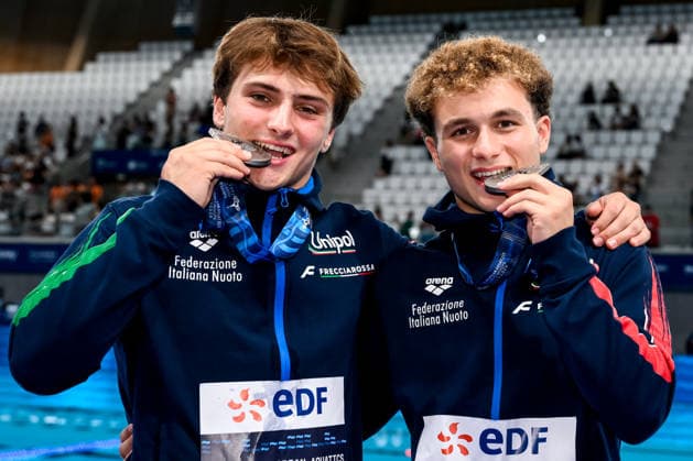 Simone Conte, Raffaele Pelligra of Italy show the silver medal after competing in the diving 10m Platform Synchro Men Final during the European Aquatics Championships at the Olympic Aquatic Center in Paris (France), August 4, 2026. Andrea Staccioli