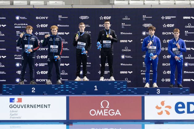 Men 10m platform synchro diving final European Aquatics Championships - Saint-Denis Silver medallists Italy s divers Simone Conte and Raffaele Pelligra, Gold medallists Neutral Athletes divers Nikita Shleikher and Ruslan Ternovoi, bronze medallists Ukraine s divers Mark Hrytsenko and Oleksii Sereda celebrate on the podium following the men’s 10m platform synchro diving final event during the LEN European Aquatics Championships, at the Olympic Aquatics Centre in Saint-Denis, northeastern suburbs of Paris, on August 4, 2026. Photo by Raphael Lafargue ABACAPRESS.COM Saint-Denis France  Copyright: xLafarguexRaphael ABACAx