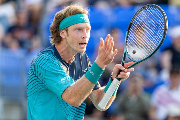 August 4, 2026, Montreal, Quebec, Canada: ANDREY RUBLEV (10) reaction in match against Juncheng Shang from China in second round at Canadian Open at IGA stadium in Montreal, Quebec, Canada on 2026-08-04 Montreal Canada - ZUMAl189 20260804_zsp_l189_128 Copyright: xYannickxLegarex