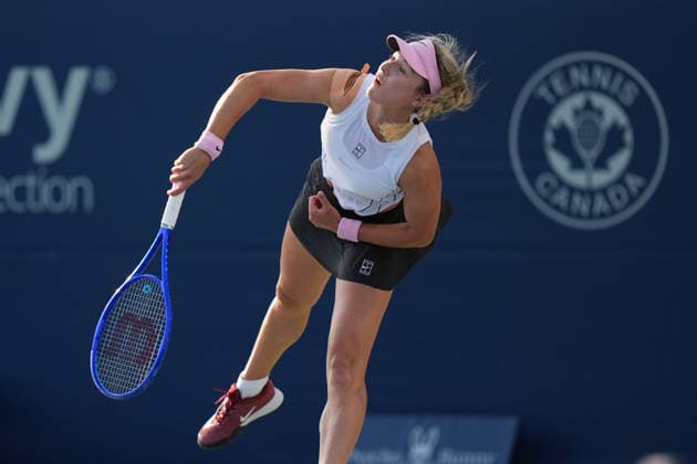 WTA, Tennis Damen Masters 1000 National Bank Open Toronto 2026 - Round of 64 - Day 4 Anna Kalinskaya of Russia serves during the Women™s Singles round of 64 match against McCartney Kessler of United States on day 4 of the WTA Masters 1000 National Bank Open at Sobeys Stadium on August 4, 2026, in Toronto, Canada. (Photo by Leonardo Ramirez Eyepix Group) Copyright: xLeonardoxRamirezx xEyepixxGroupx LR_04082026_08147