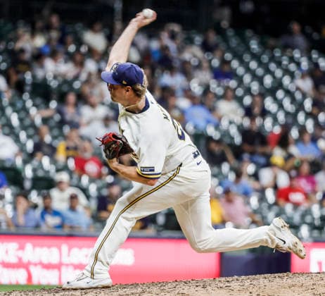 Milwaukee Brewers closing pitcher Trevor Megill throes in the ninth inning of the MLB, Baseball Herren, USA game between the Pittsburgh Pirates and the Milwaukee Brewers at American Family Field in Milwaukee, Wisconsin on Tuesday, August 4, 2026. The Brewers defeated the Pirates 4-2.  MIL20260804835 TANNENxMAURY