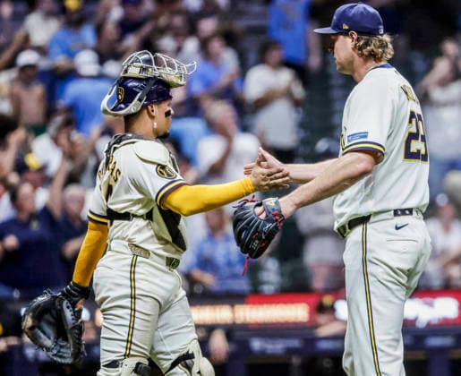 Milwaukee Brewers relief pitcher Trevor Megill (R) and Milwaukee Brewers catcher William Contreras (L)celebrate after the final out in the ninth inning of the MLB, Baseball Herren, USA game between the Pittsburgh Pirates and the Milwaukee Brewers at American Family Field in Milwaukee, Wisconsin on Tuesday, August 4, 2026. The Brewers defeated the Pirates 4-2.  MIL20260804836 TANNENxMAURY